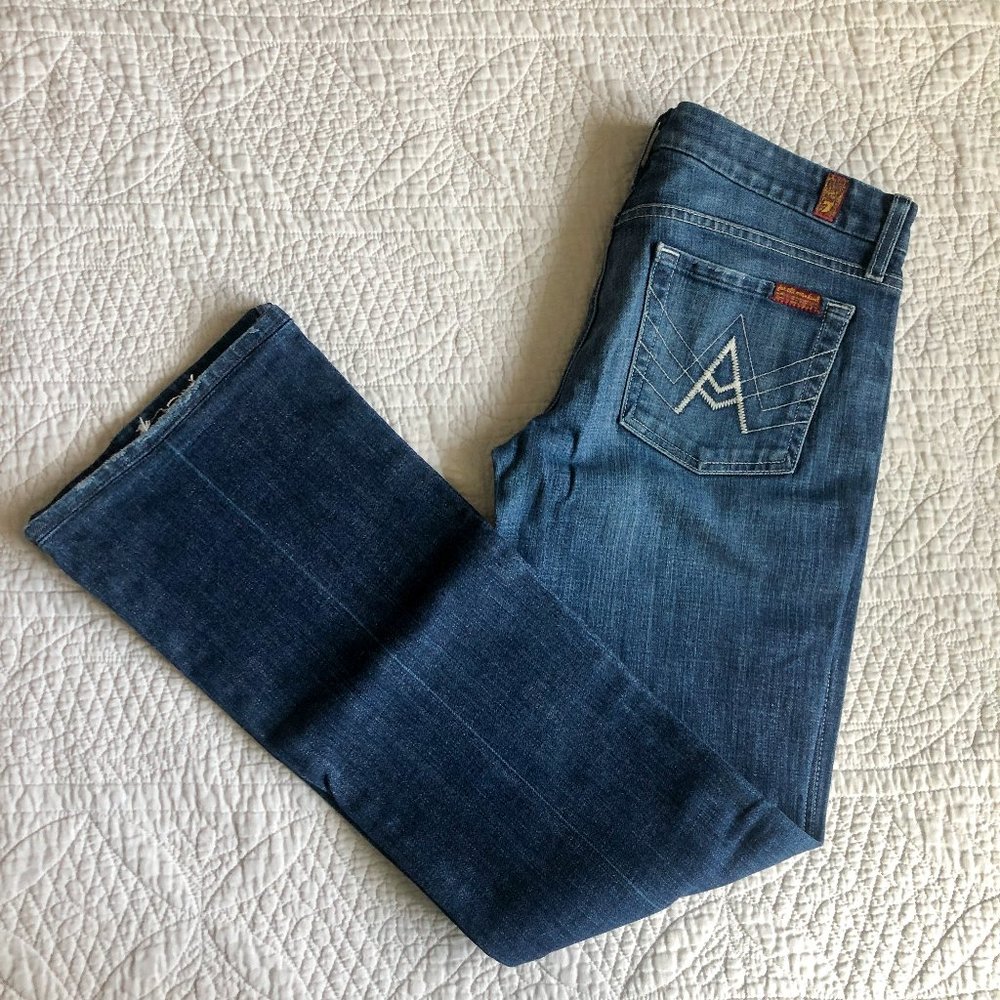 7 bootcut flare A Pocket jeans, medium wash